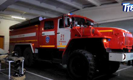 Водитель Троицкой пожарной части спас семью на пожаре